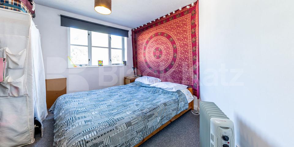 			2 BED 2 BATH NY CAMDEN MARKET!, 2 Bedroom, 1 bath, 1 reception Flat			 Castlehaven Road, CAMDEN